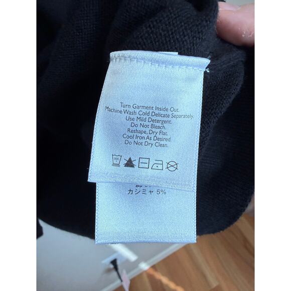 Eddie Bauer Cotton Cashmere V-Neck Sweater Black NWT Men’s Size Large Minimalist - Picture 7 of 8